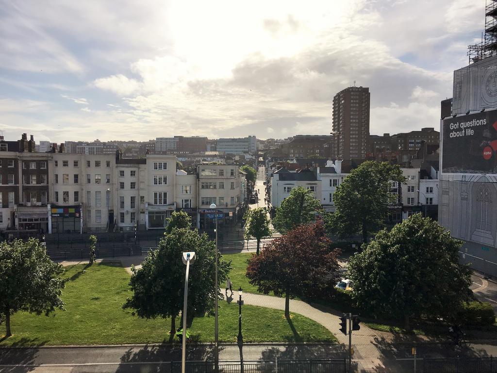 برايتون Richmond Place Balcony Apartment المظهر الخارجي الصورة